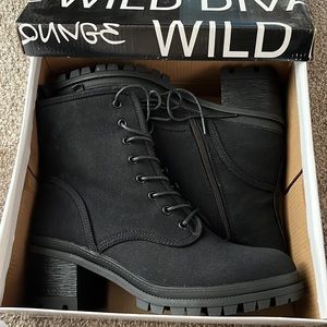 NEW Women’s boots